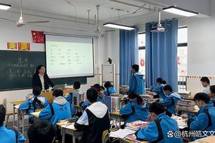 外媒关注？队报：李铁花40万欧成国足主帅，在俱乐部时操纵比赛